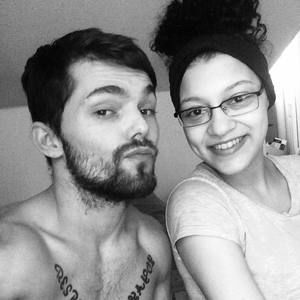 Meet your Posher, Aycia trav